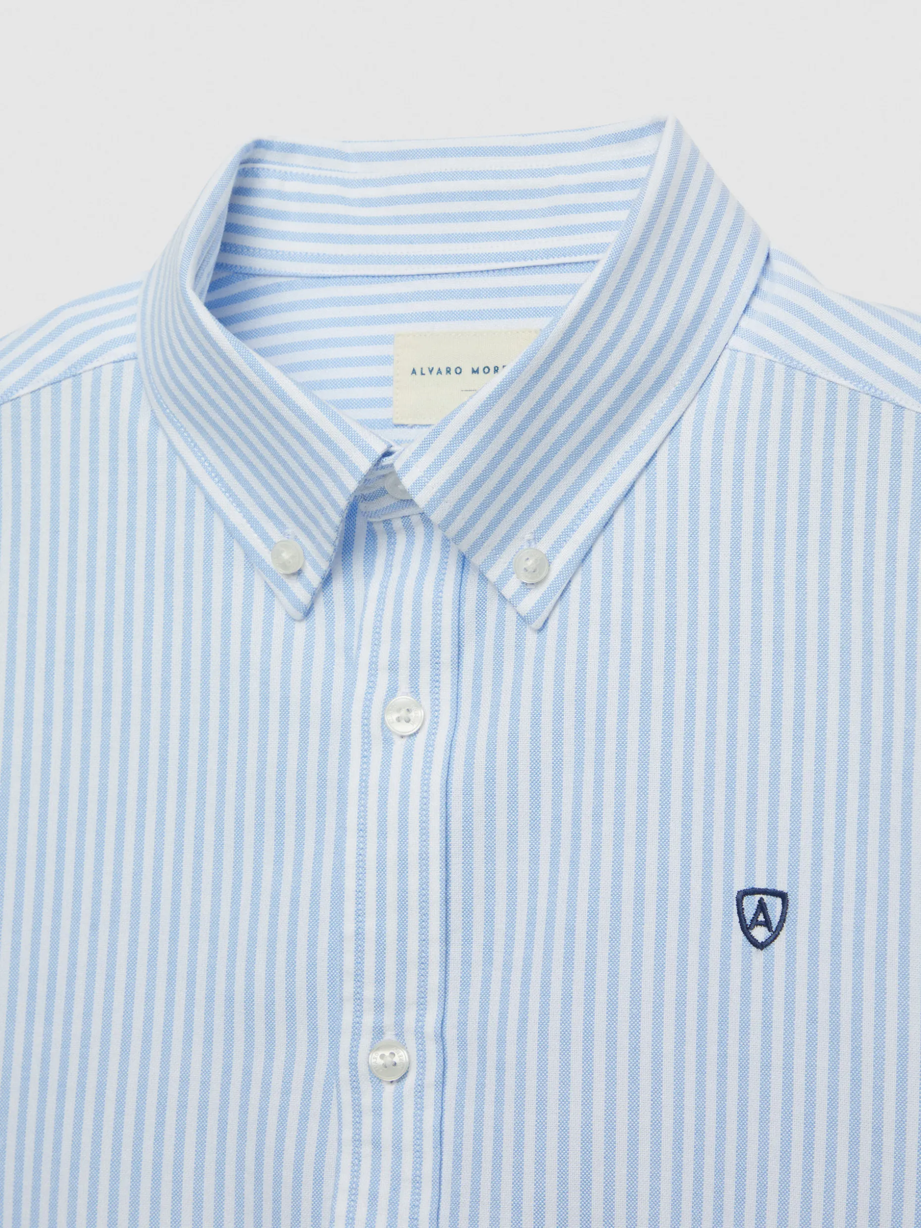 CAMISA OXFORD RAYAS BASIC CELESTE