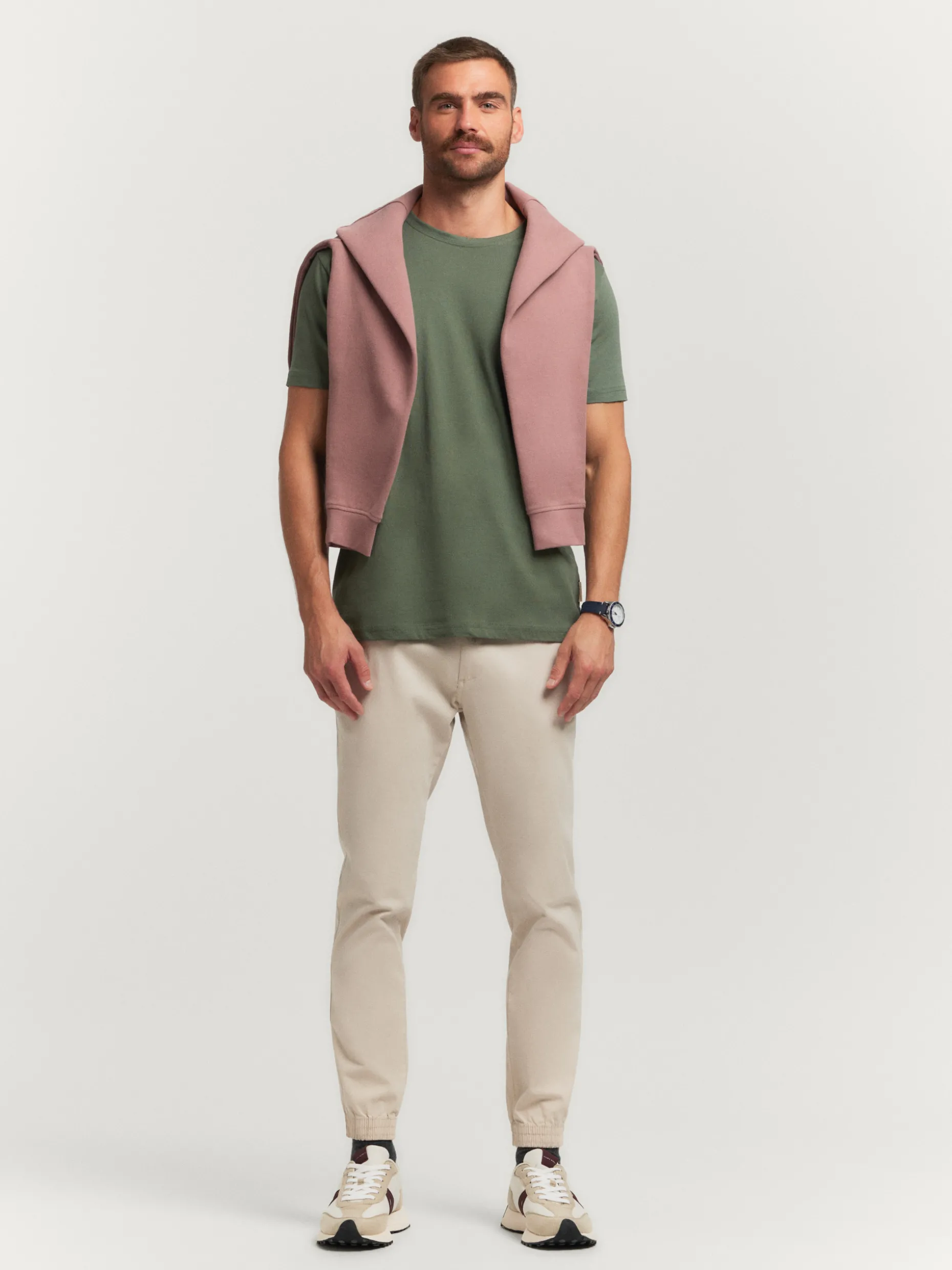 CAMISETA BASICA VERDE