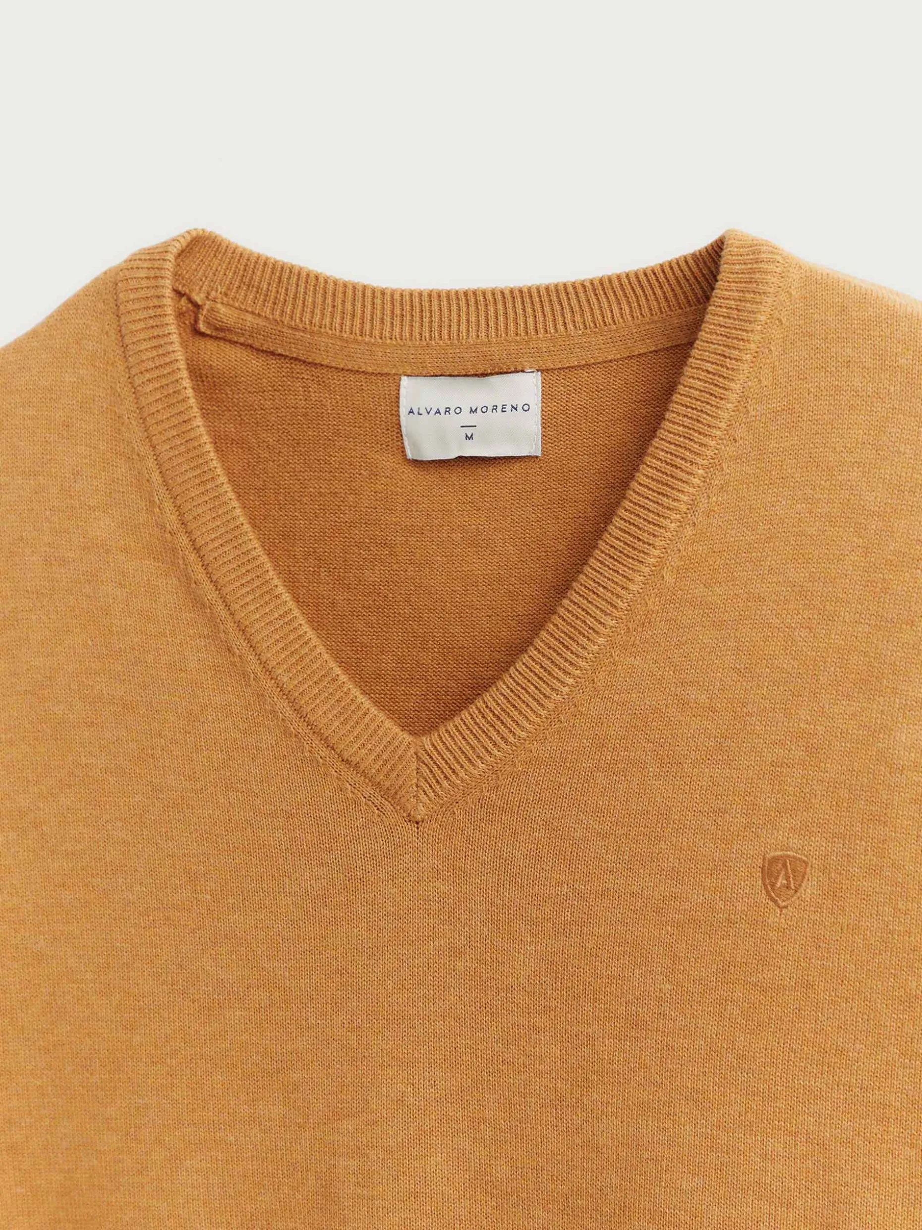 JERSEY V-NECK TRENDY MOSTAZA