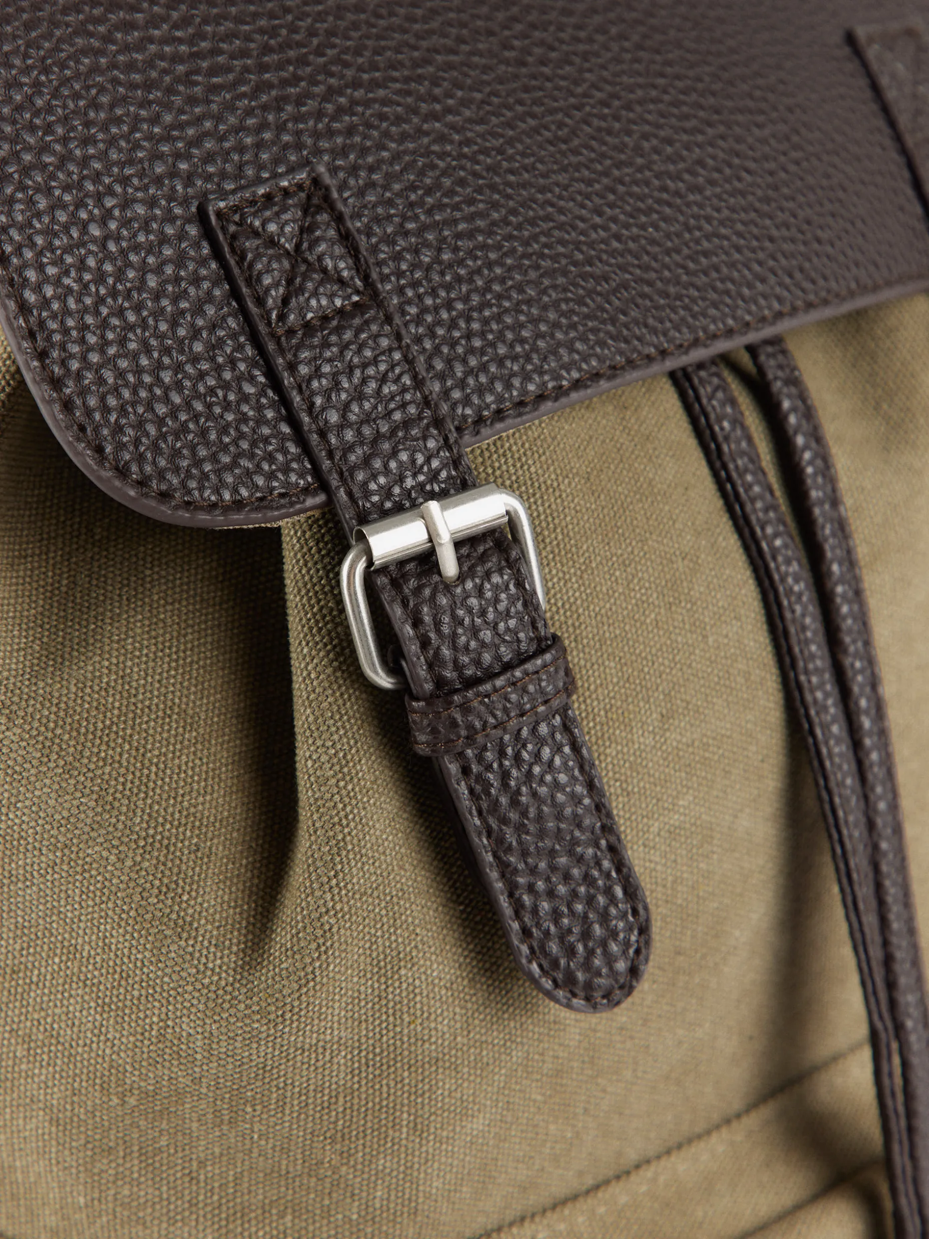 MOCHILAN NOLAN VERDE