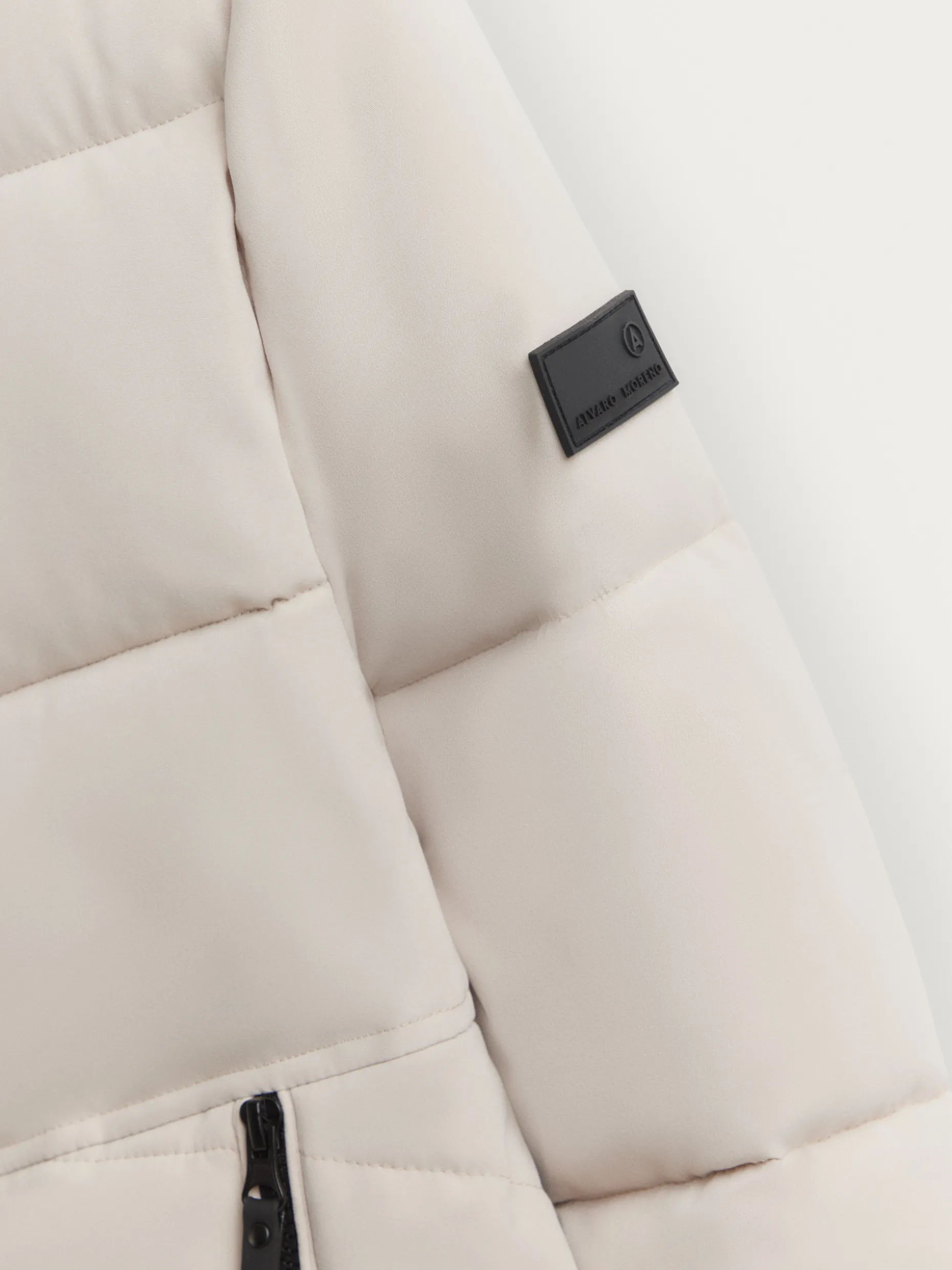 PARKA BASKERVILLE CRUDO