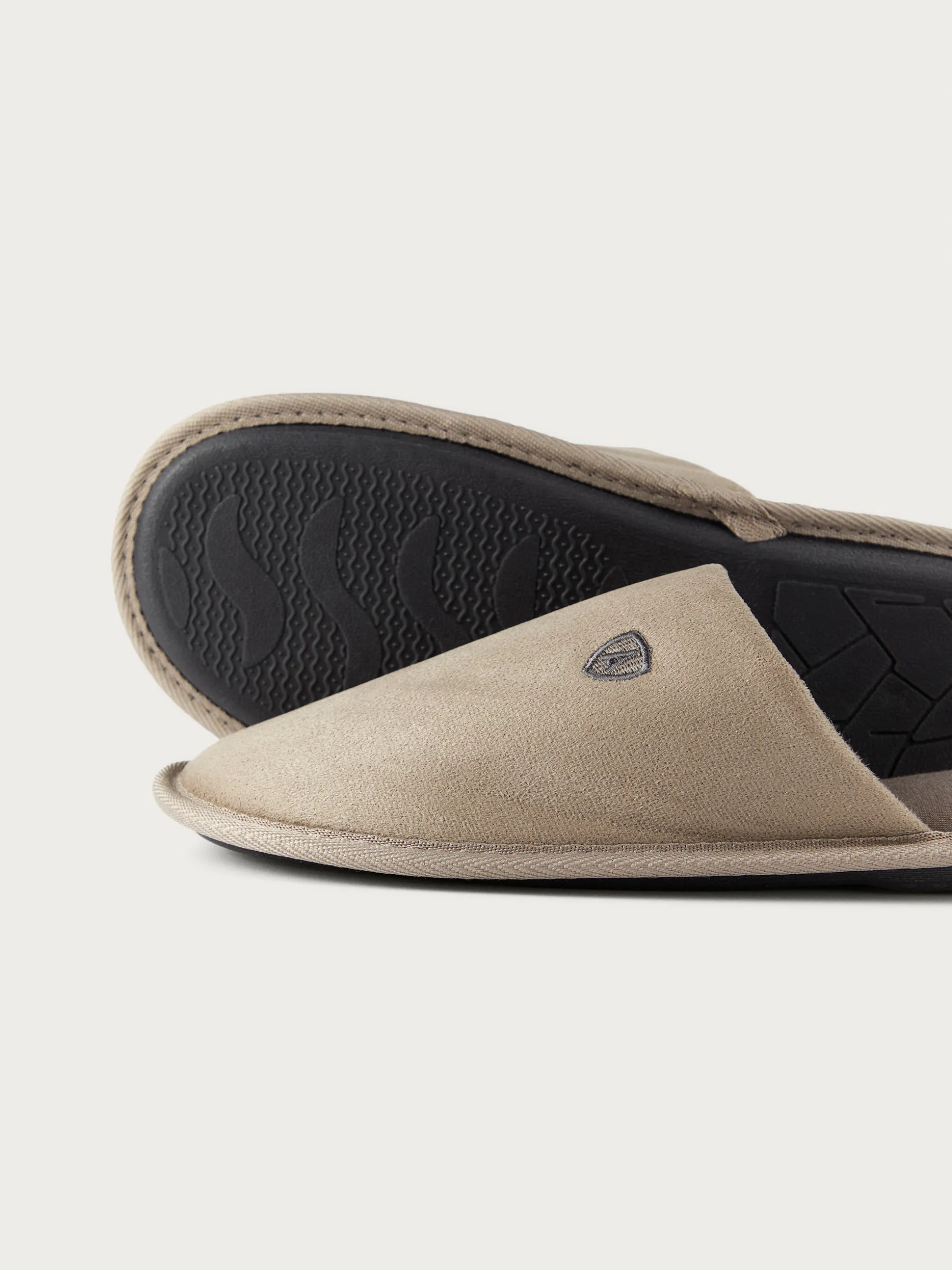 ZAPATILLAS ANTELINA MARRÓN